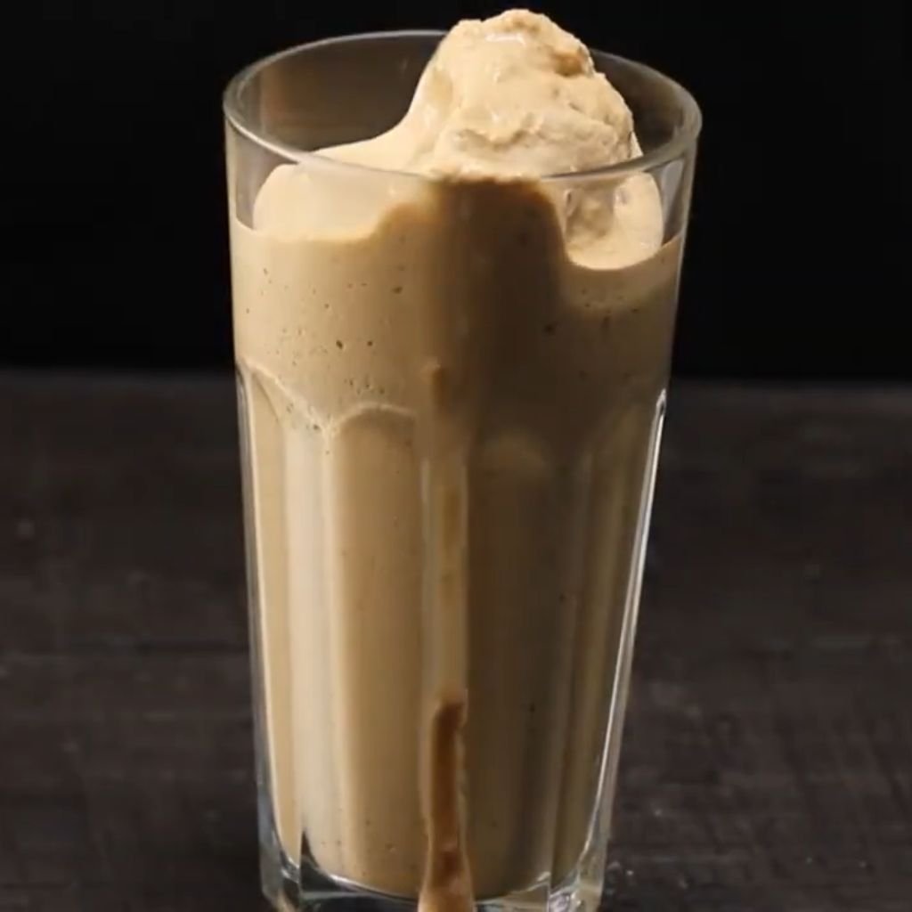 Almond Joy Coffee Slushie