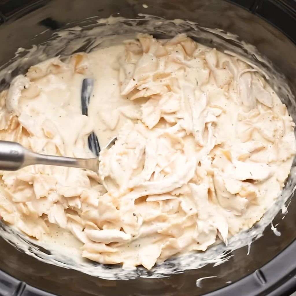 Slow Cooker Chicken Alfredo