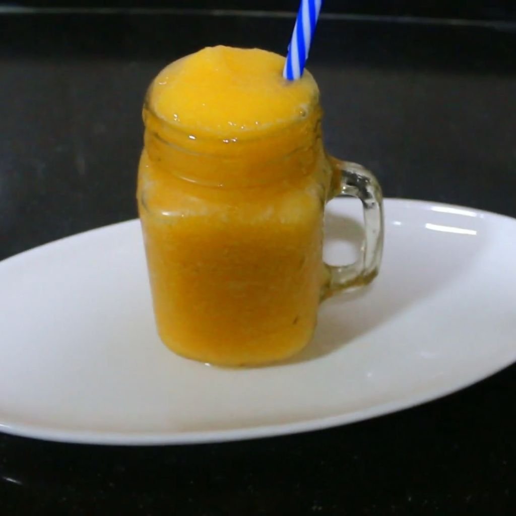 Sugar-Free Peach Iced Tea Slushie