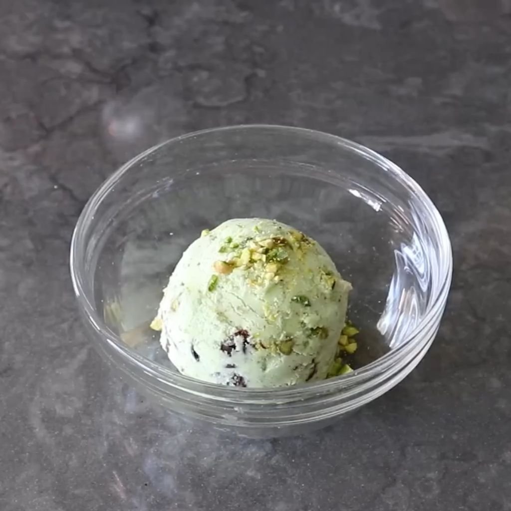 Pistachio Mug Ice Cream