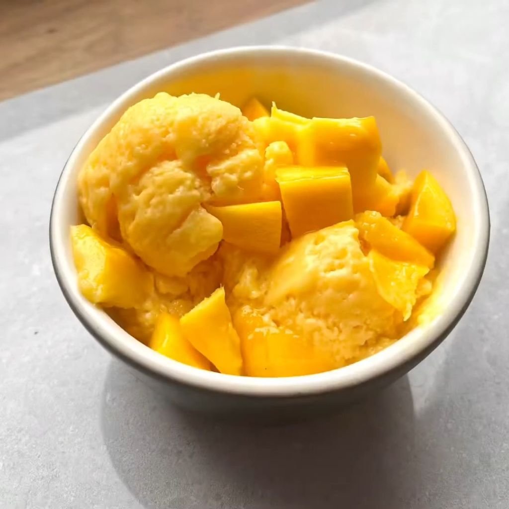 Mango Frozen Yogurt