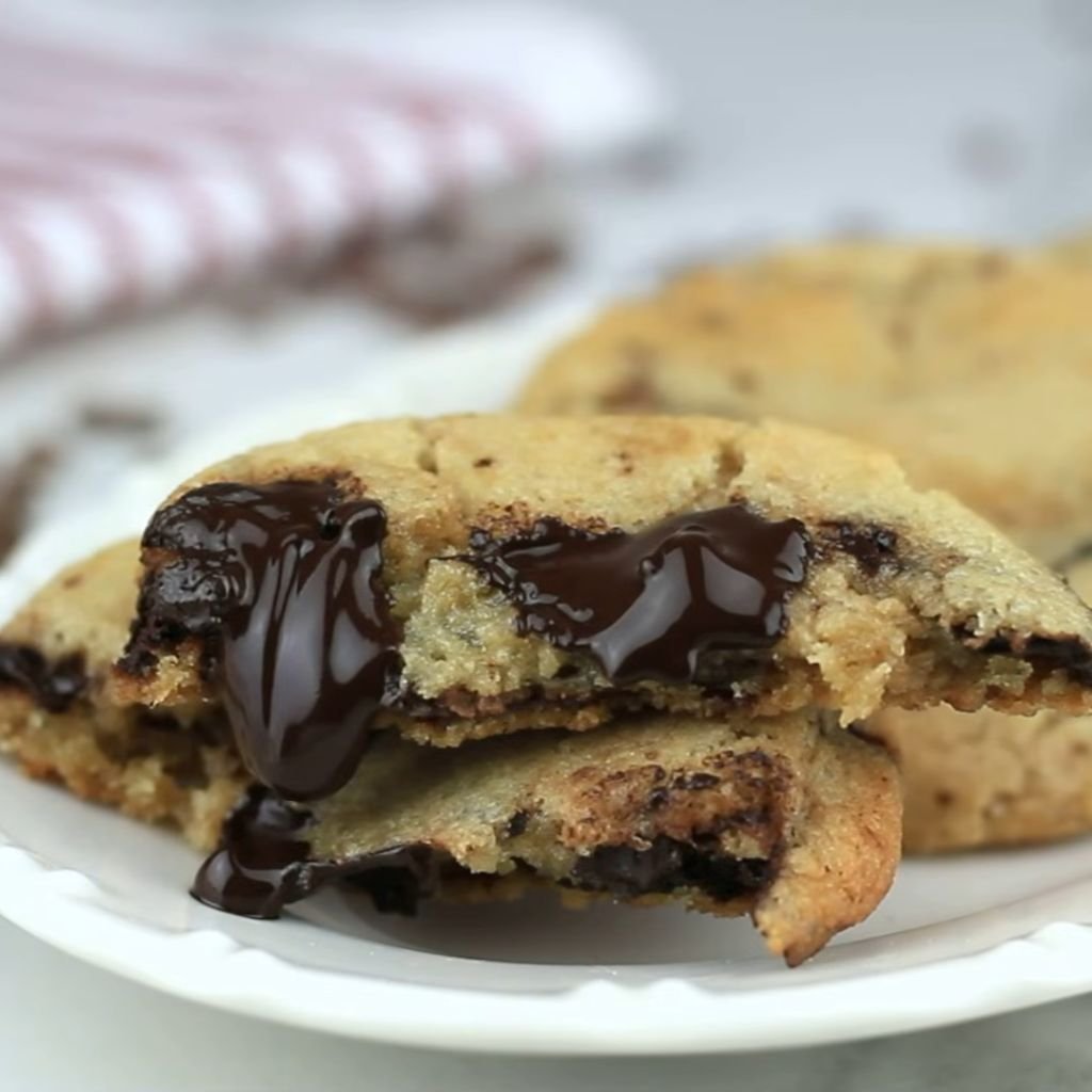 Bella Air Fryer Chocolate Chip Cookies